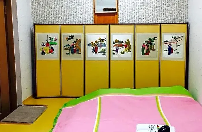 达雅延韩屋公寓 3*