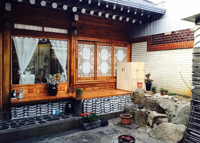 达雅延韩屋公寓 招待所