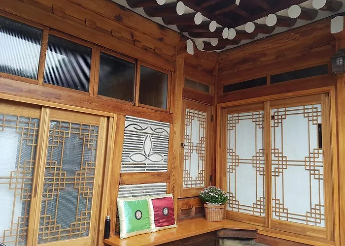 招待所 达雅延韩屋公寓 3*
