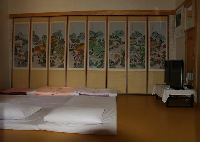 达雅延韩屋公寓 招待所 3*