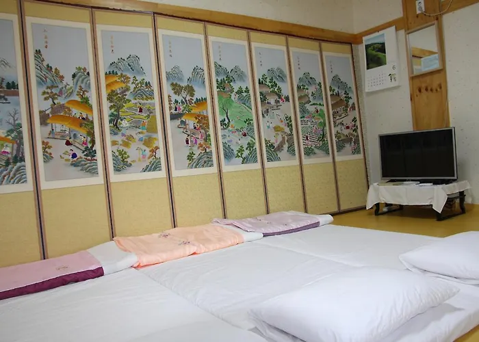 招待所 达雅延韩屋公寓 3*