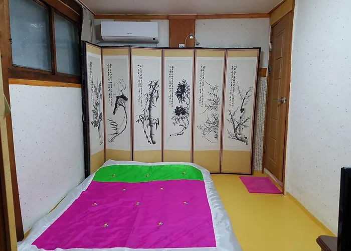 达雅延韩屋公寓 3* 首爾